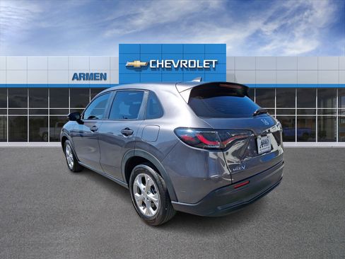 Used 2023 Honda HR-V LX image 7