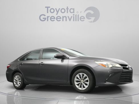 Used 2015 Toyota Camry LE FWD image 20