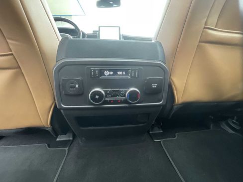 Used 2023 Ford Expedition Max Platinum image 22