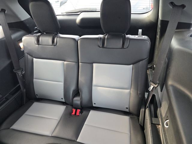 Used 2024 Ford Explorer XLT w/ Equipment Group 202A AWD/4WD image 12
