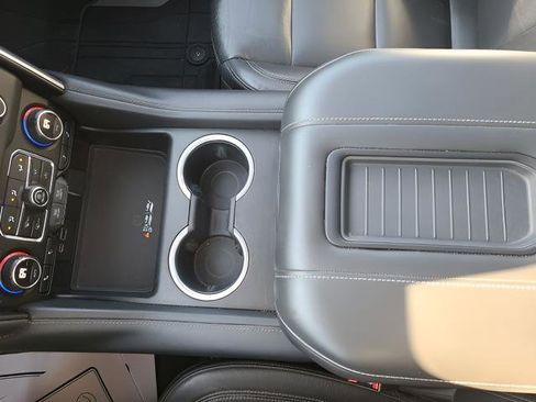 Used 2021 Chevrolet Tahoe LT image 16