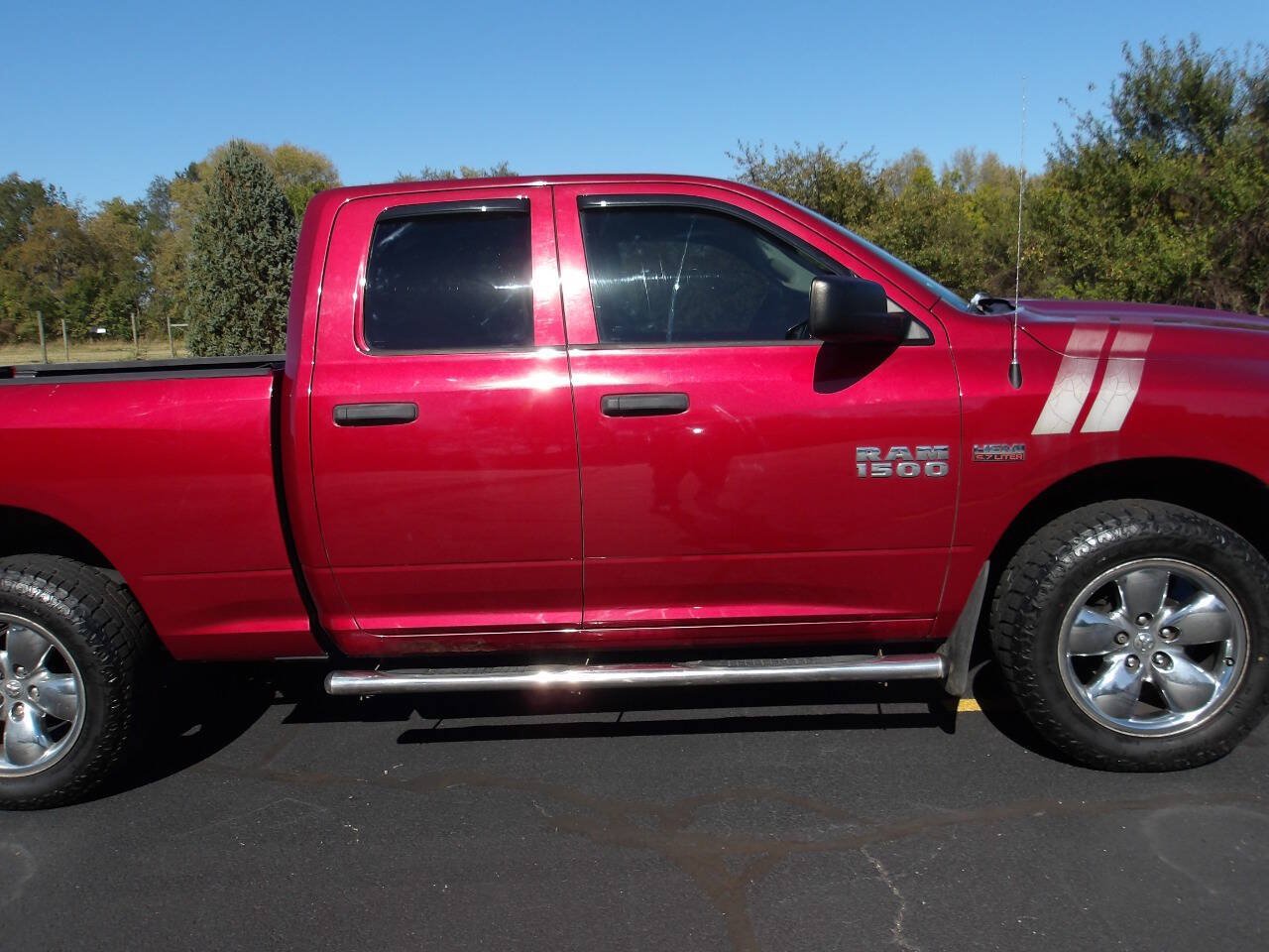 Used 2014 RAM 1500 Express AWD/4WD image 32