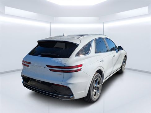 New 2026 Genesis GV70 2.5T Select image 3