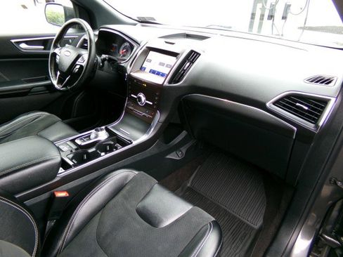 Used 2020 Ford Edge ST w/ Equipment Group 401A image 12