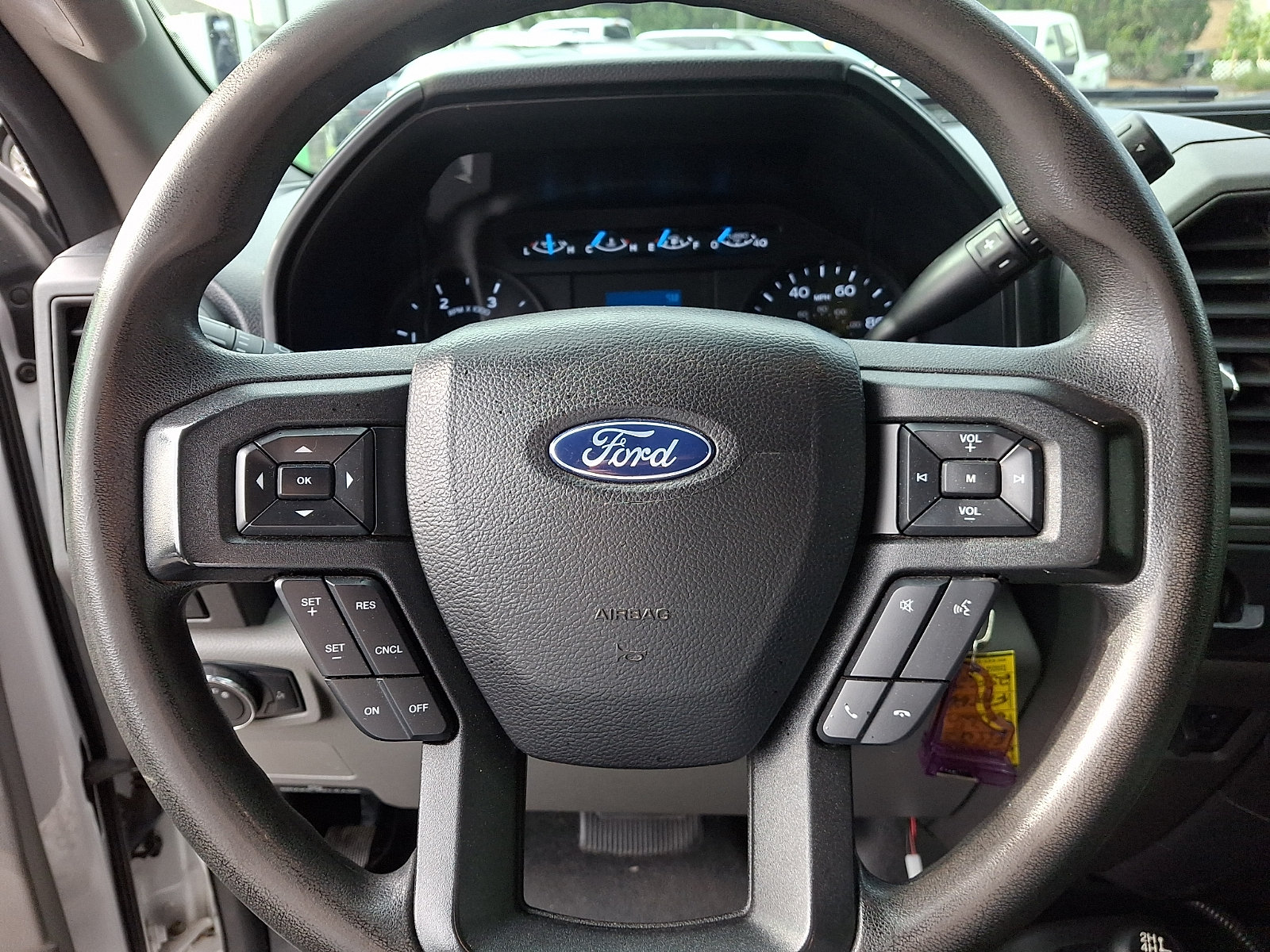 Used 2017 Ford F550 4x4 Regular Cab Super Duty image 18