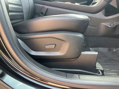 Used 2022 Ford Edge SEL w/ Convenience Package image 28