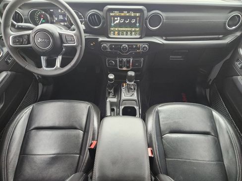 Used 2023 Jeep Wrangler Unlimited Sahara AWD/4WD image 25