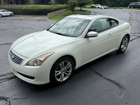 Used 2009 INFINITI G37 x Coupe w/ Premium Pkg AWD/4WD image 10