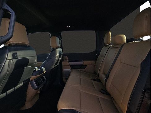 Used 2026 Ford F250 Lariat w/ Chrome Package image 9