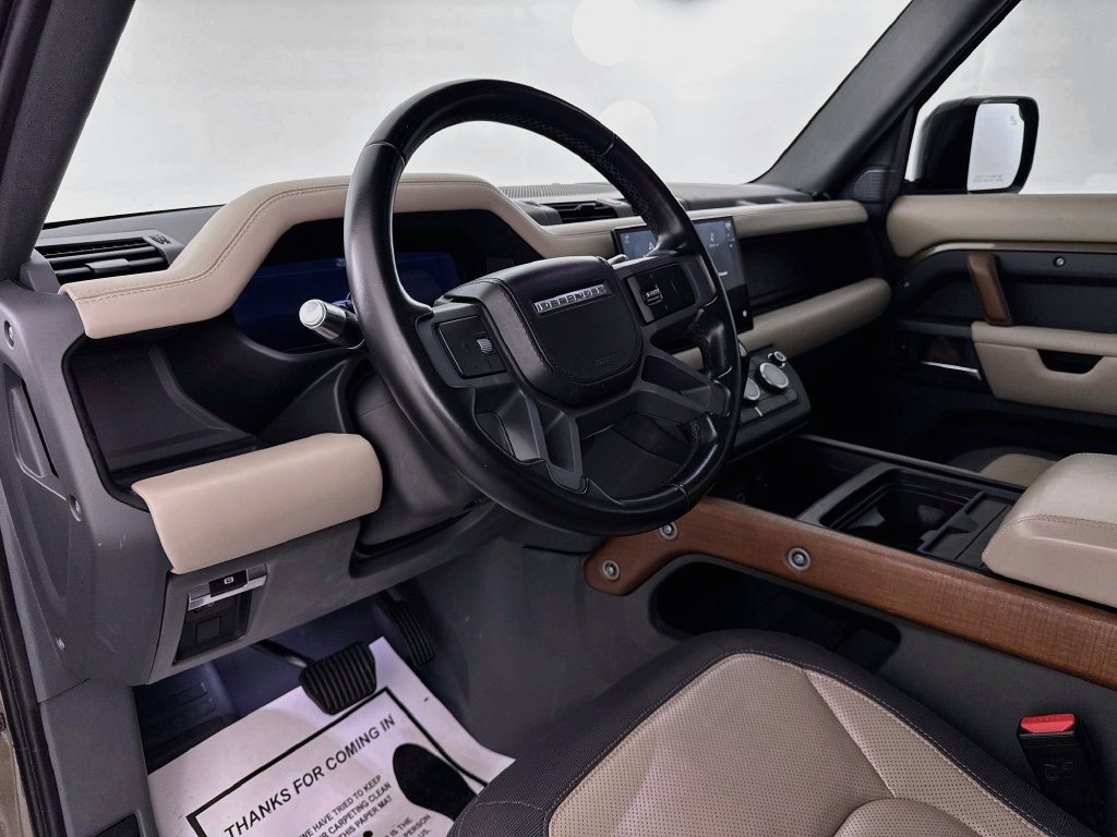 Certified 2022 Land Rover Defender 110 X-Dynamic HSE AWD/4WD image 9