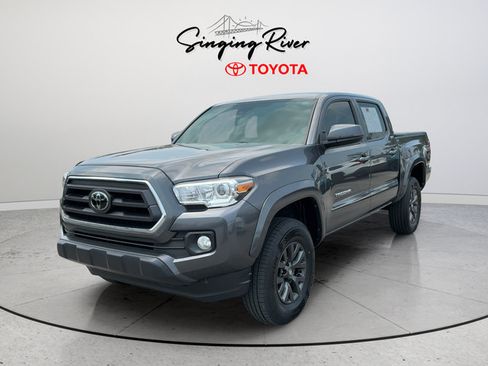 Used 2022 Toyota Tacoma SR5 w/ SR5 Appearance Package (SM) RWD image 3