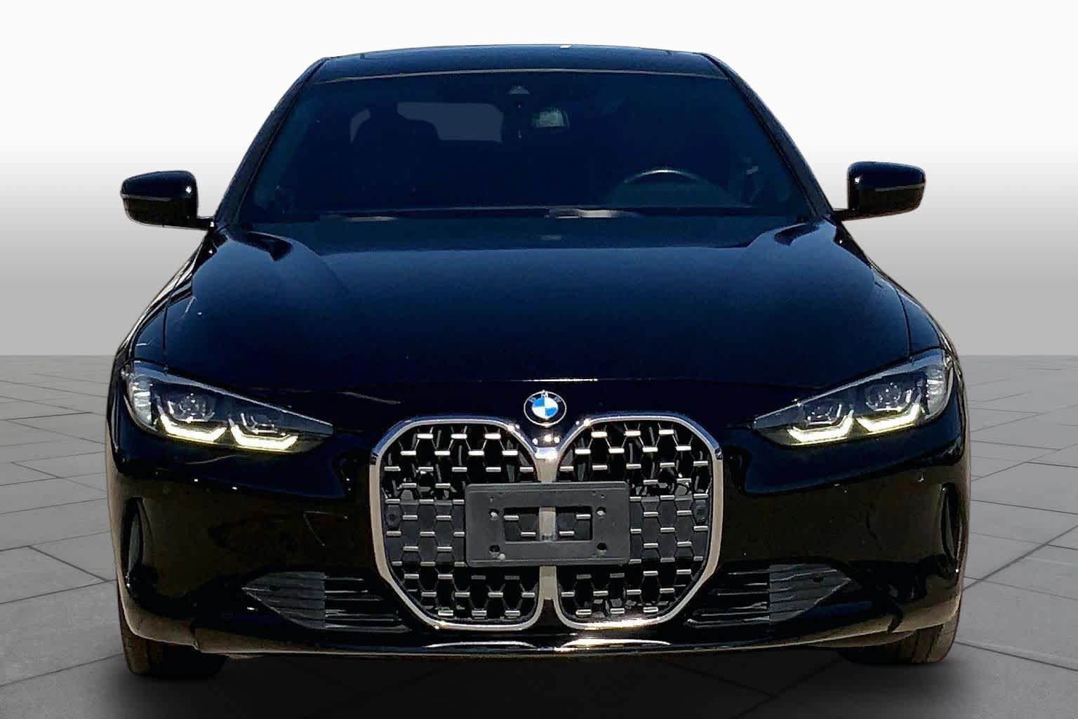Used 2023 BMW 430i Coupe w/ Convenience Package RWD image 3