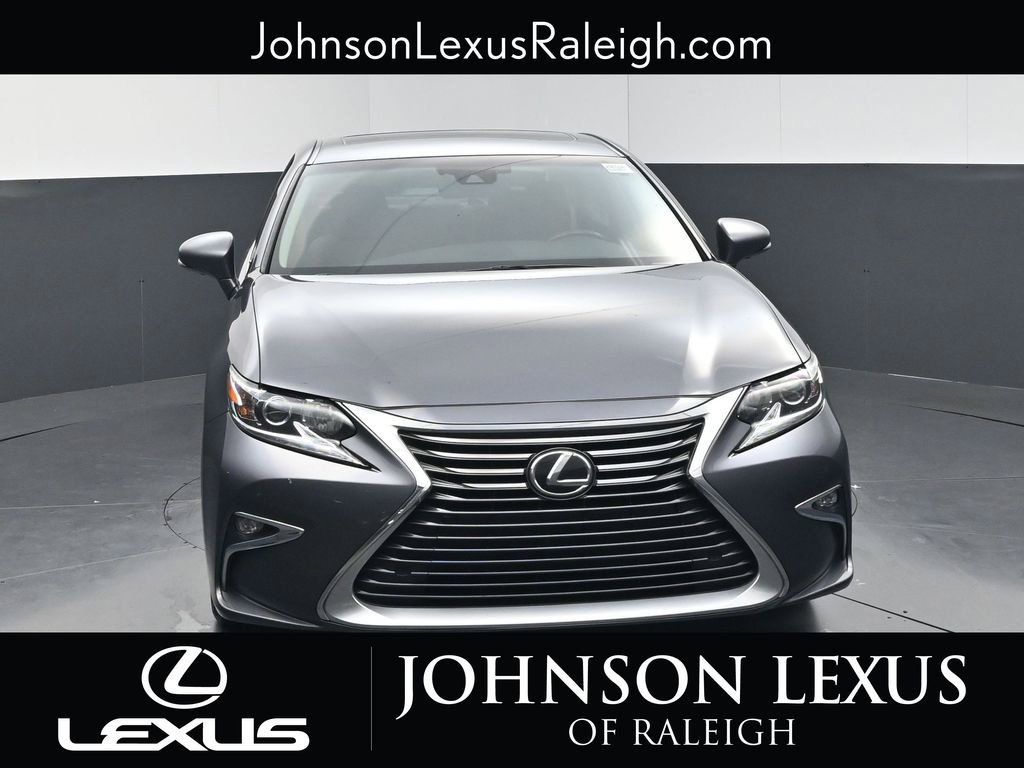 Used 2018 Lexus ES 350 w/ Premier Package FWD image 4