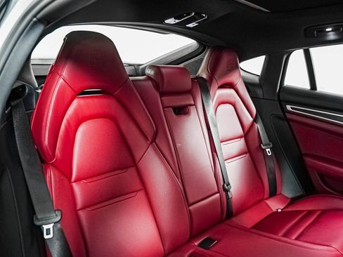 Certified 2023 Porsche Panamera 4 Platinum Edition AWD/4WD image 6