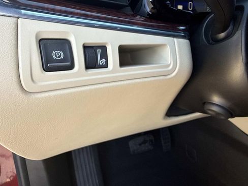 Used 2018 Cadillac XT5 Premium Luxury image 31