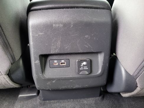 Used 2025 Nissan Frontier SV w/ SV Convenience Package image 15