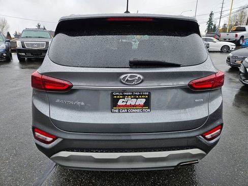 Used 2019 Hyundai Santa Fe SE image 5