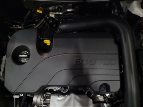 Used 2024 GMC Terrain SLE image 30