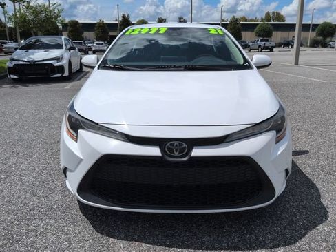 Used 2021 Toyota Corolla LE FWD image 9