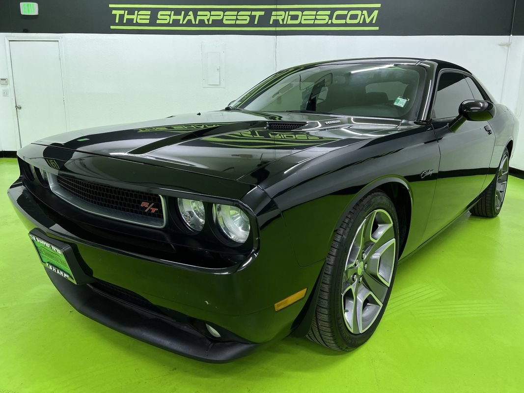 Used 2012 Dodge Challenger R/T RWD image 5