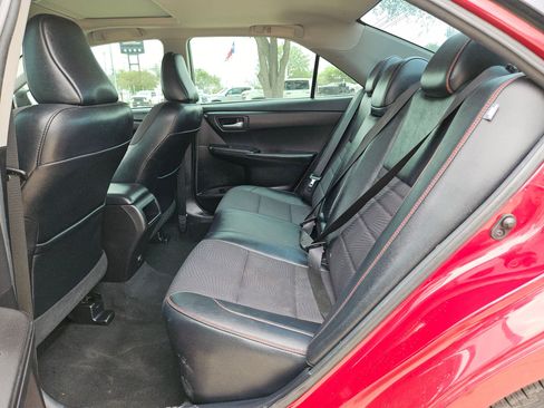 Used 2017 Toyota Camry XSE image 14