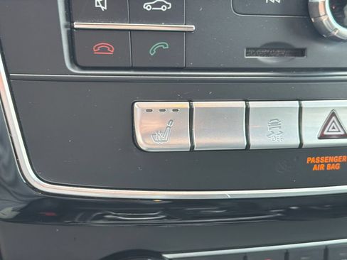 Used 2018 Mercedes-Benz GLE 350 w/ Premium 1 Package image 34