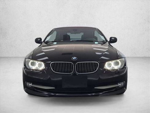 Used 2013 BMW 335i Convertible RWD image 2