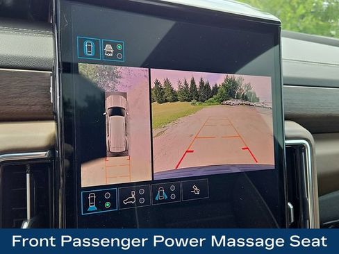 Used 2025 GMC Yukon Denali Ultimate AWD/4WD image 19