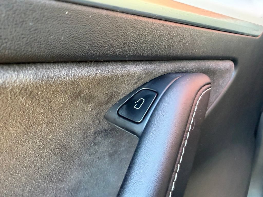 Used 2021 Tesla Model 3 Performance AWD/4WD image 19
