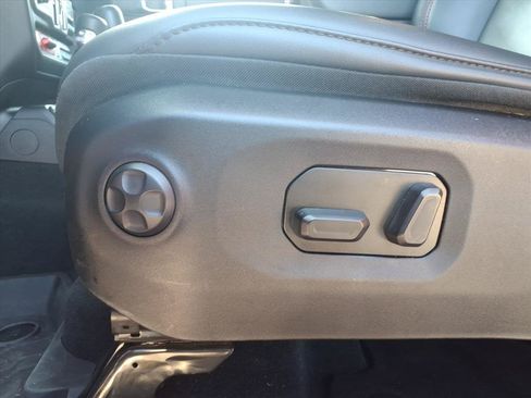 Used 2026 Jeep Wrangler Unlimited Rubicon w/ Safety Group AWD/4WD image 23