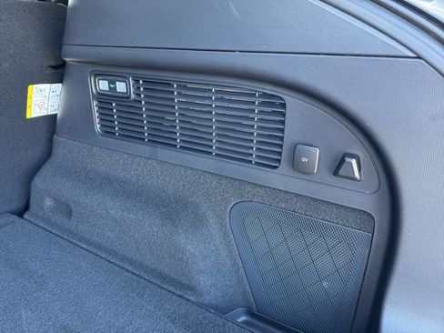 Used 2025 Ford Mustang Mach-E Premium image 37