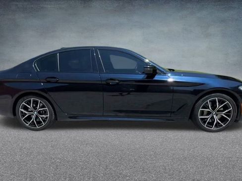 Used 2022 BMW 540i xDrive w/ M Sport Package image 30