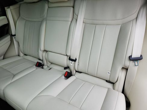 New 2026 Land Rover Range Rover SE AWD/4WD image 25