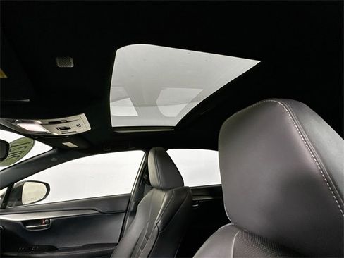 Used 2021 Lexus NX 300 F Sport image 19