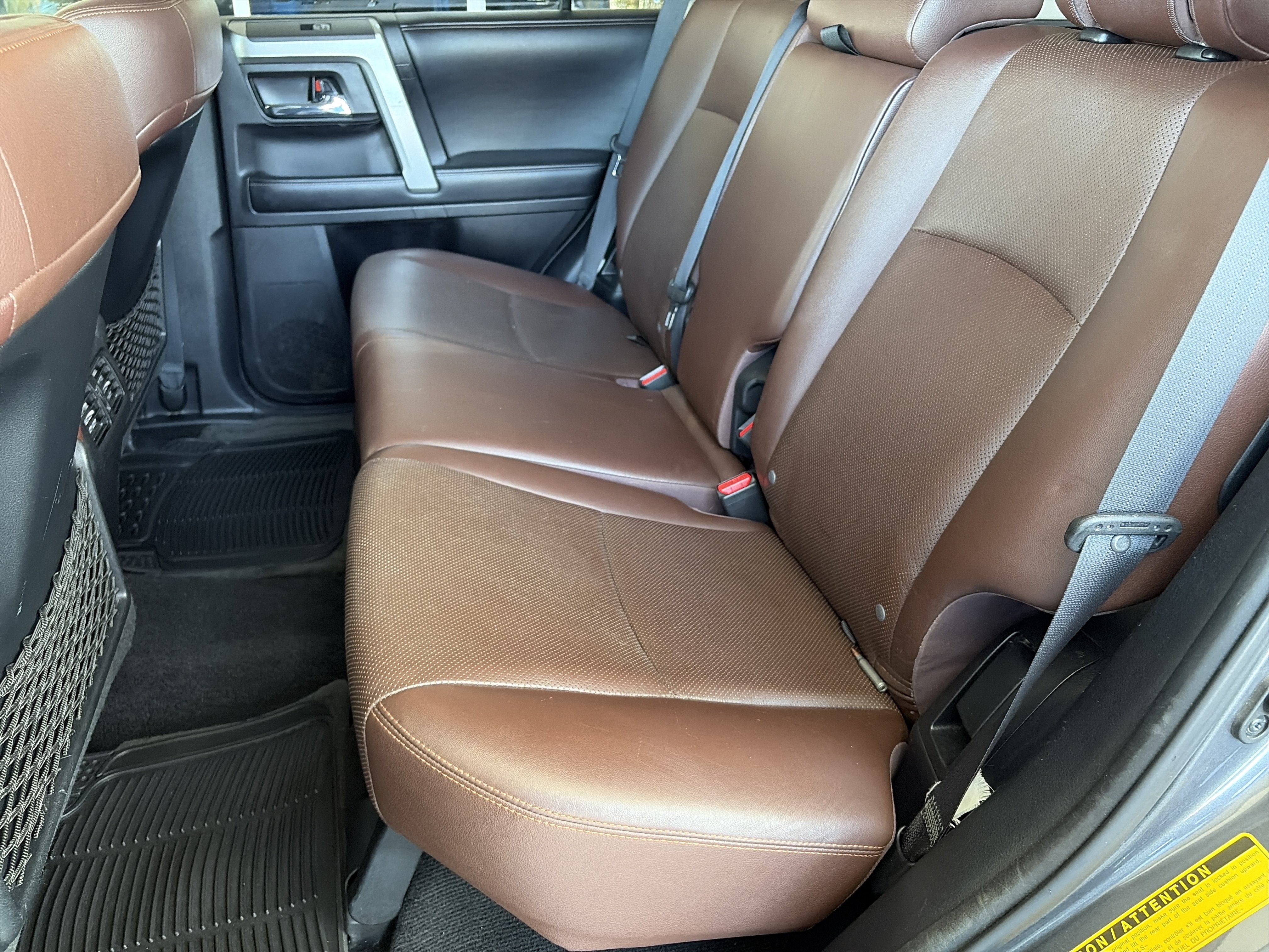 Used 2016 Toyota 4Runner Limited AWD/4WD image 10
