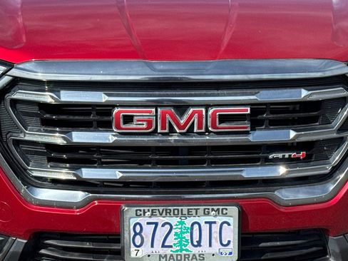 Used 2024 GMC Terrain AT4 w/ LPO, Floor Liner Package AWD/4WD image 46