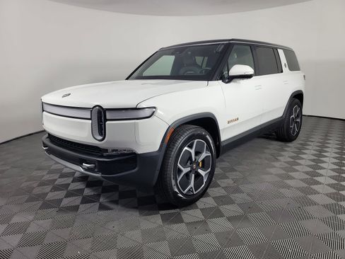 Used 2024 Rivian R1S Adventure AWD/4WD image 1