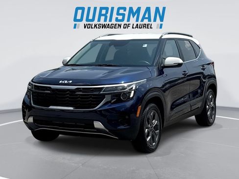 Used 2024 Kia Seltos S AWD/4WD image 1