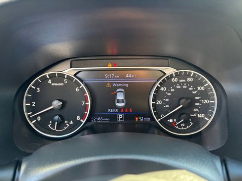 Used 2024 Nissan Altima 2.5 SV image 19