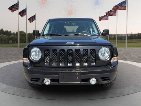 Used 2015 Jeep Patriot High Altitude image 2