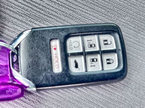 Used 2024 Honda Odyssey EX image 21
