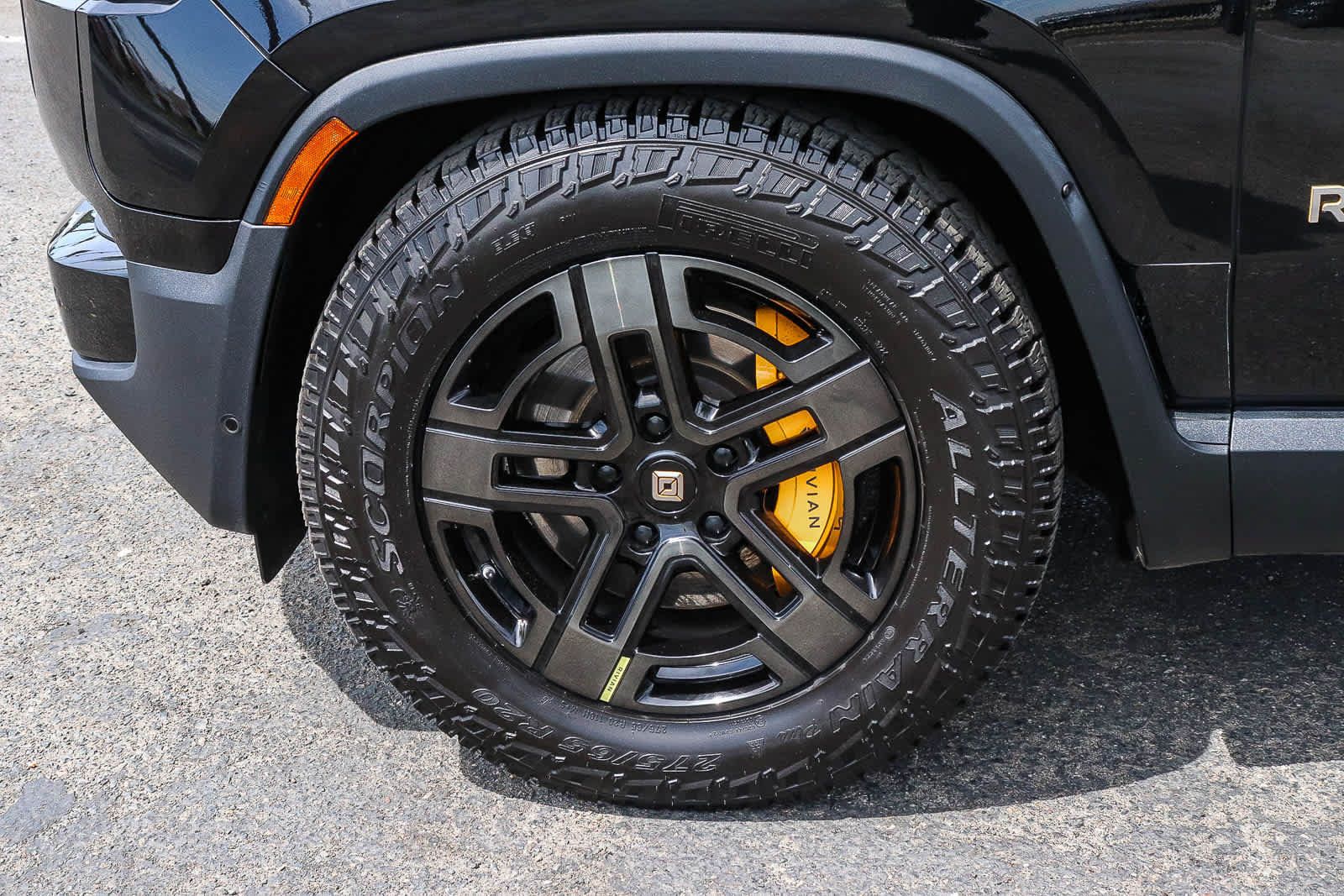 Used 2023 Rivian R1S Adventure Quad AWD/4WD image 14