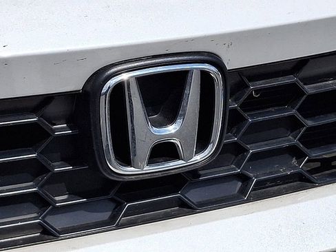 Used 2025 Honda Civic Sport image 4