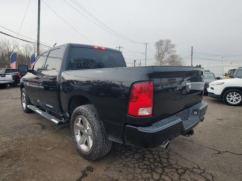 Used 2018 RAM 1500 Express w/ Express Value Package image 3