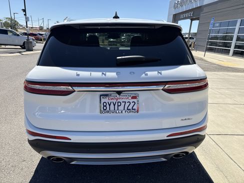 Used 2021 Lincoln Corsair AWD w/ Equipment Group 101A image 4