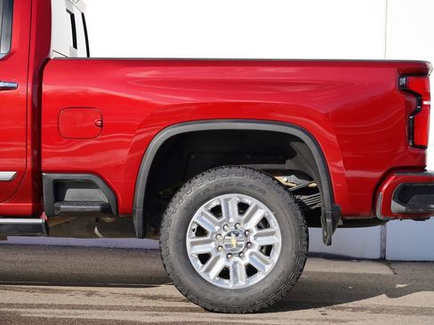 Used 2025 Chevrolet Silverado 3500 High Country w/ High Country Premium Package image 14