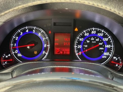 Used 2009 INFINITI G37 Convertible w/ Premium Pkg RWD image 15