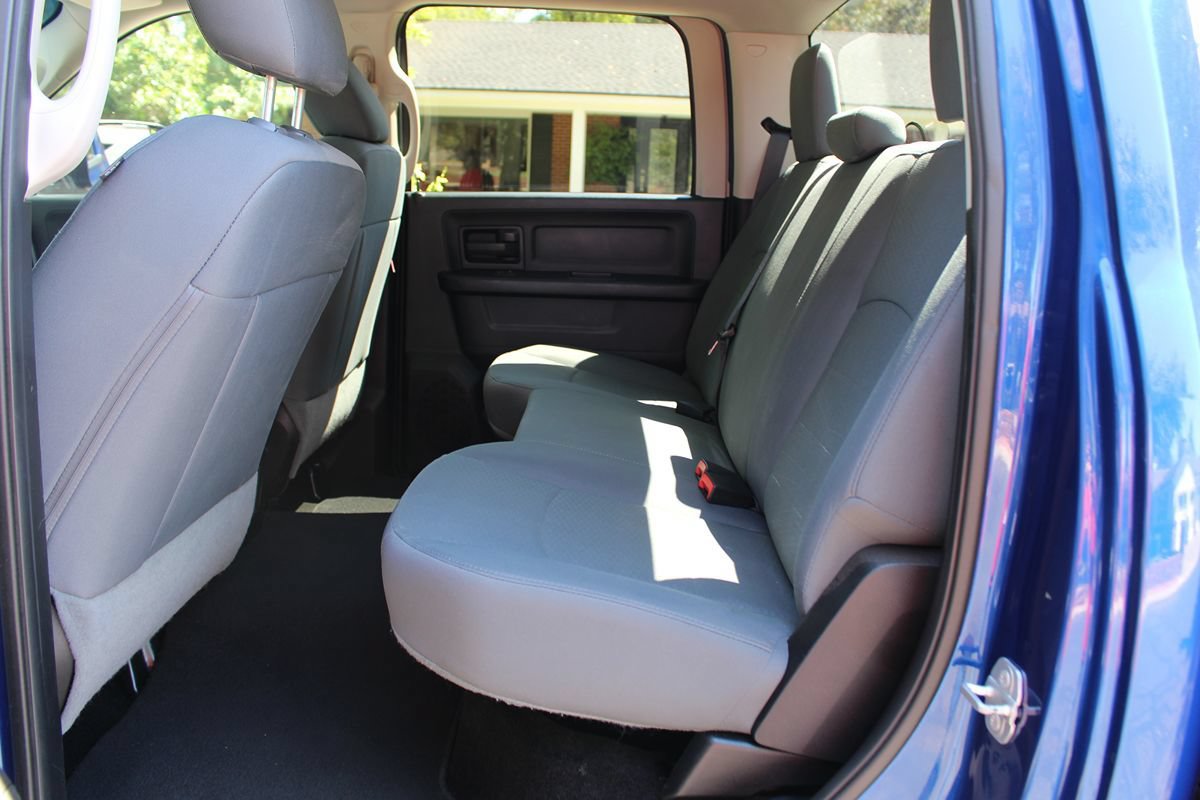 Used 2016 RAM 2500 Tradesman w/ Chrome Appearance Group AWD/4WD image 11