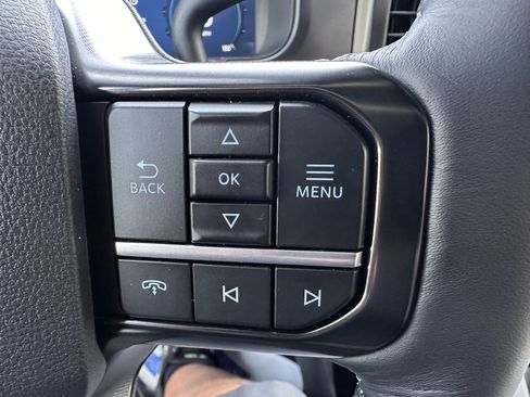 Used 2026 Ford F250 Platinum AWD/4WD image 26