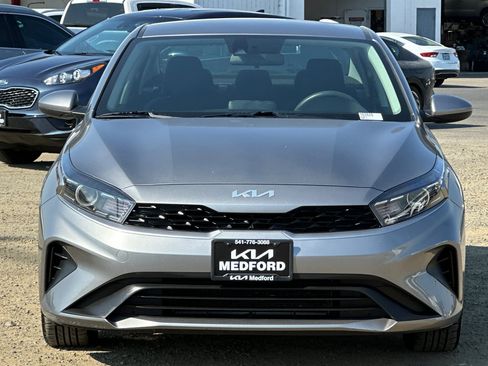 Used 2024 Kia Forte LXS FWD image 10